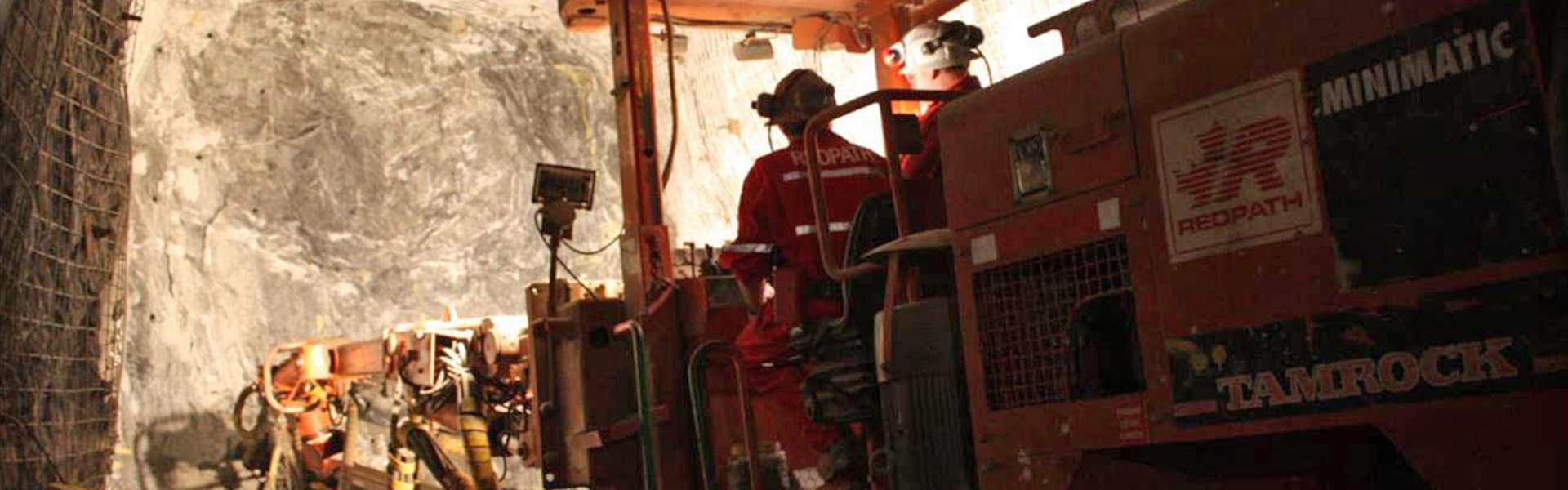 Redpath a exécuté une grande variété de services à la mine Kidd Creek, y compris l'expansion de la mine, l'exploitation minière mécanisée et la réhabilitation.